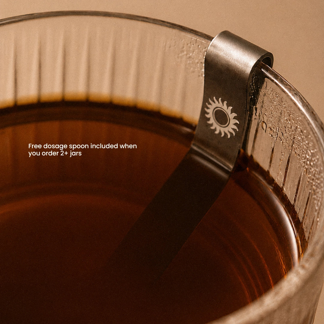 shilajit-liquid-close-up-dosge-spoon-celsius